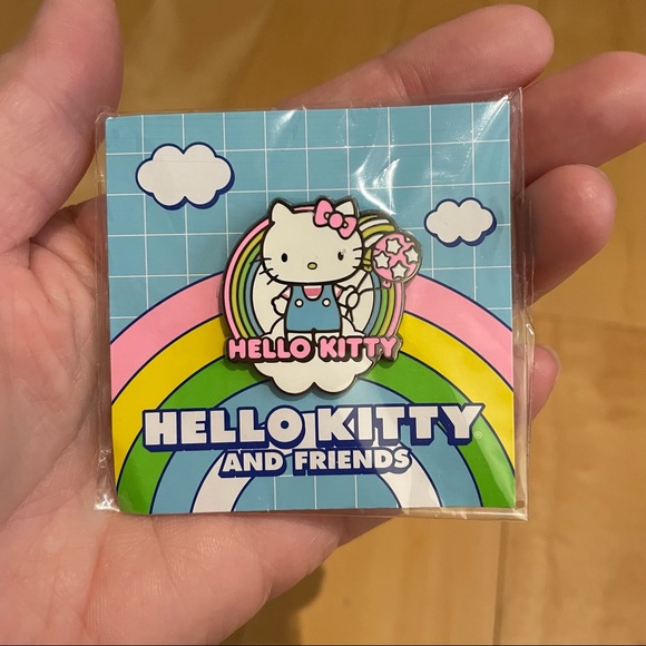New hello kitty bundle - Picture 4 of 4